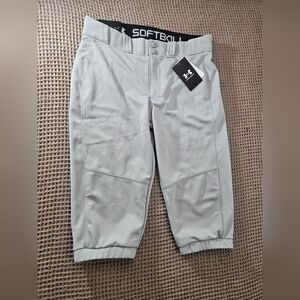 NWT Under Armour YL Gray Crop Softball Or Fast pitch Pants